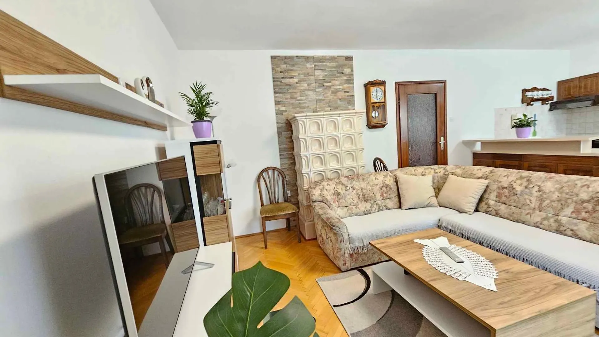 Apartment In Novi Vinodolski 15492 Croatia